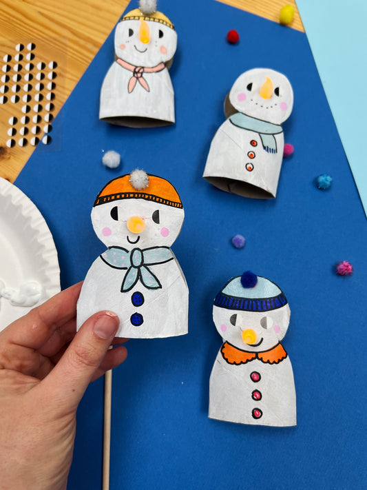 KNUTSEL EEN LICHTGEVENDE SNEEUWMAN