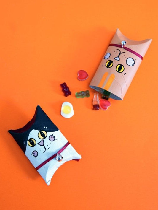 KNUTSEL EEN POEZELIG GESCHENKDOOSJE.